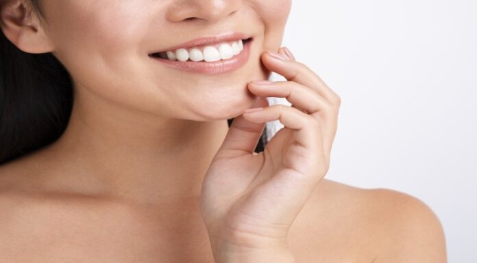 Facetas Ou Lentes De Contato? Qual Escolher?