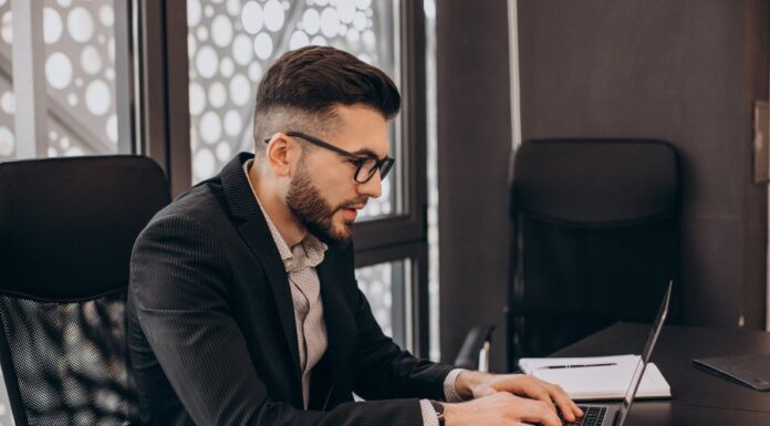 Os cuidados com os olhos no trabalho home office!