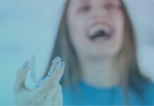 Aparelho de contenção nos dentes, por que usar?